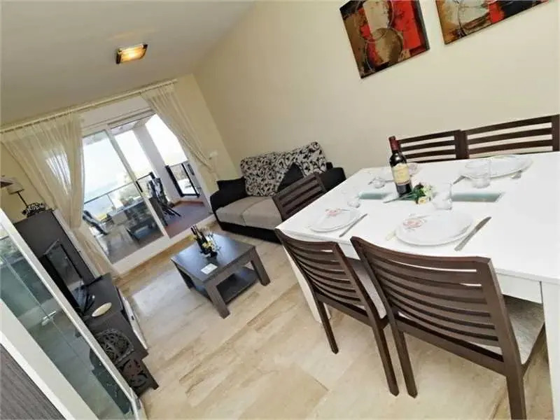 Almadraba Apartaments