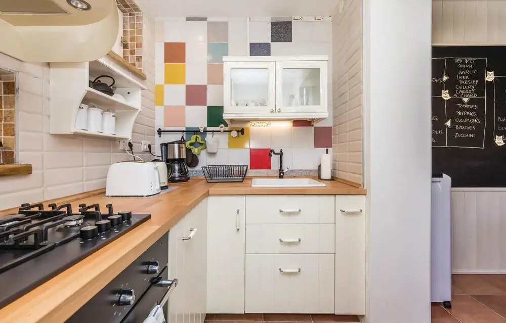 Awesome Home in Novalja With Wifi and 2 Bedrooms