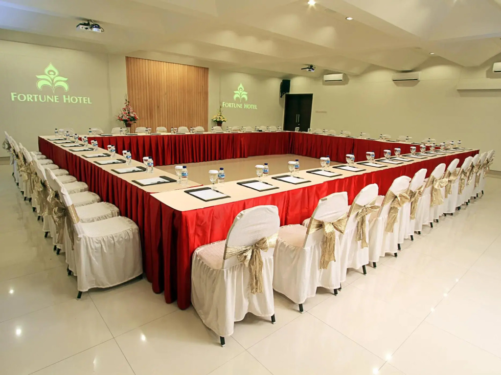 Maesa Hotel