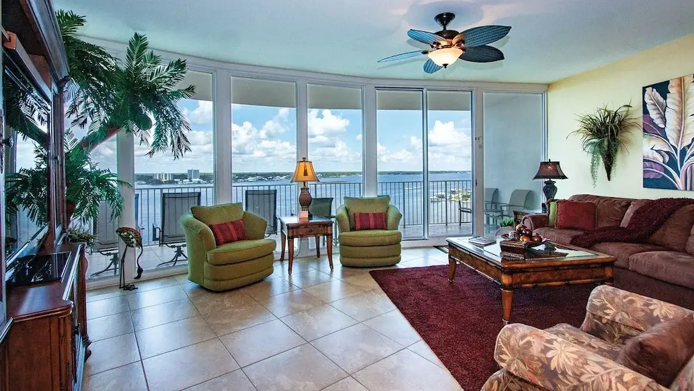 Three Bedroom With Stunning Views - Unit Crd0905