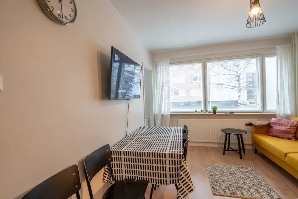 Bright apartment, center of Oulu