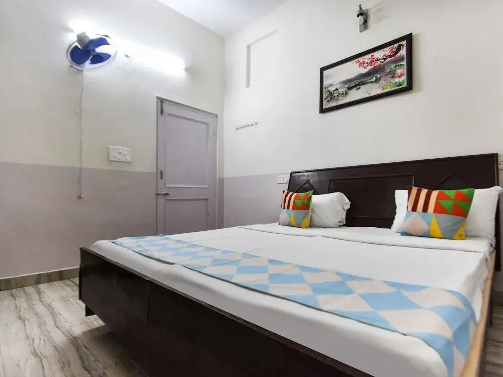 OYO 13347 Home Studios Kasauli