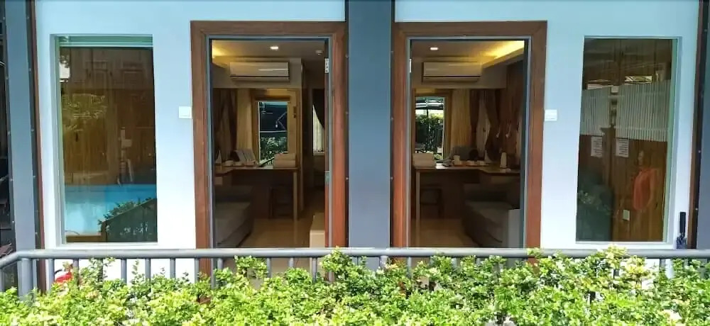 Kluang Container Swimming Pool Hotel