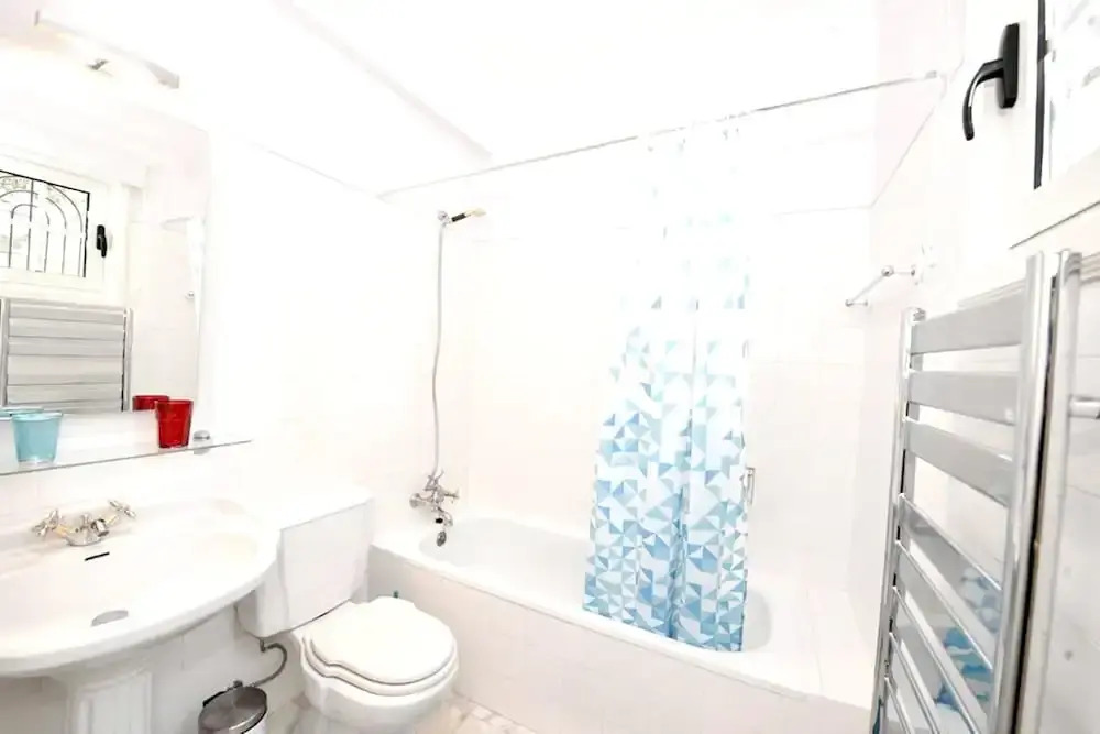 Apartment With one Bedroom in Caniço, With Wonderful sea View, Shared Pool, Enclosed Garden - 1 km From the Beach