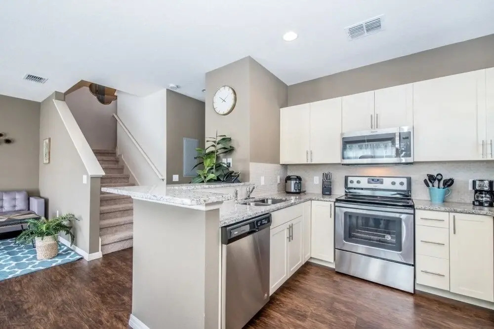 Amazing Townhome! - Lucaya Village - 8951SD