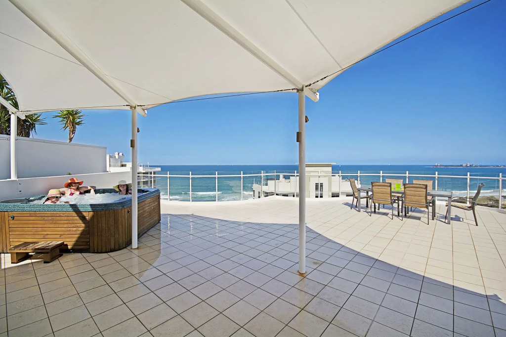 Aqua Vista Resort