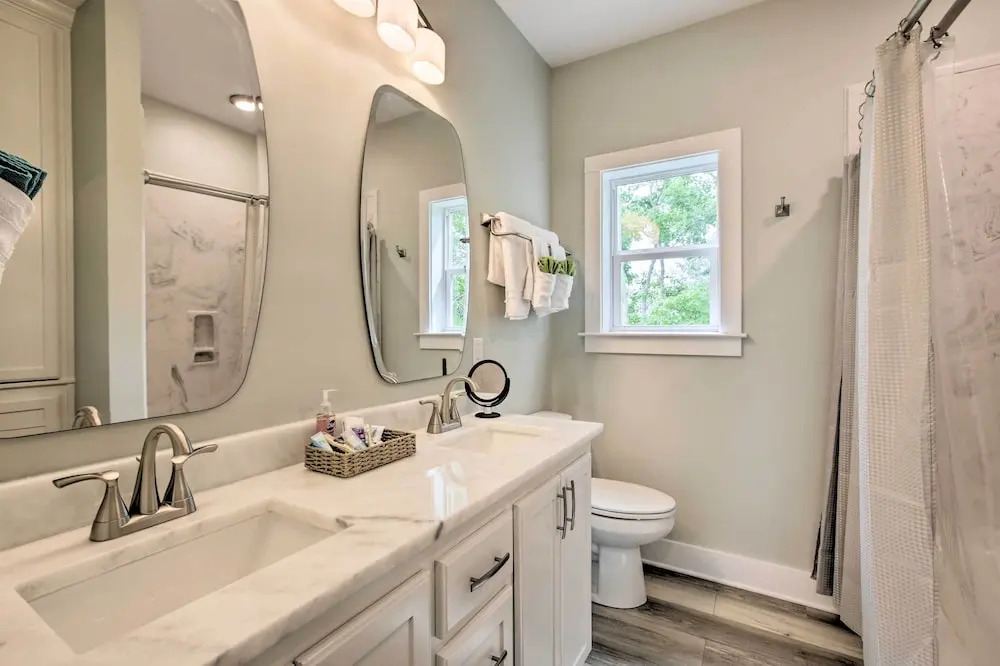 Modern Waveland Home w/ Deck, Walk to Beach!