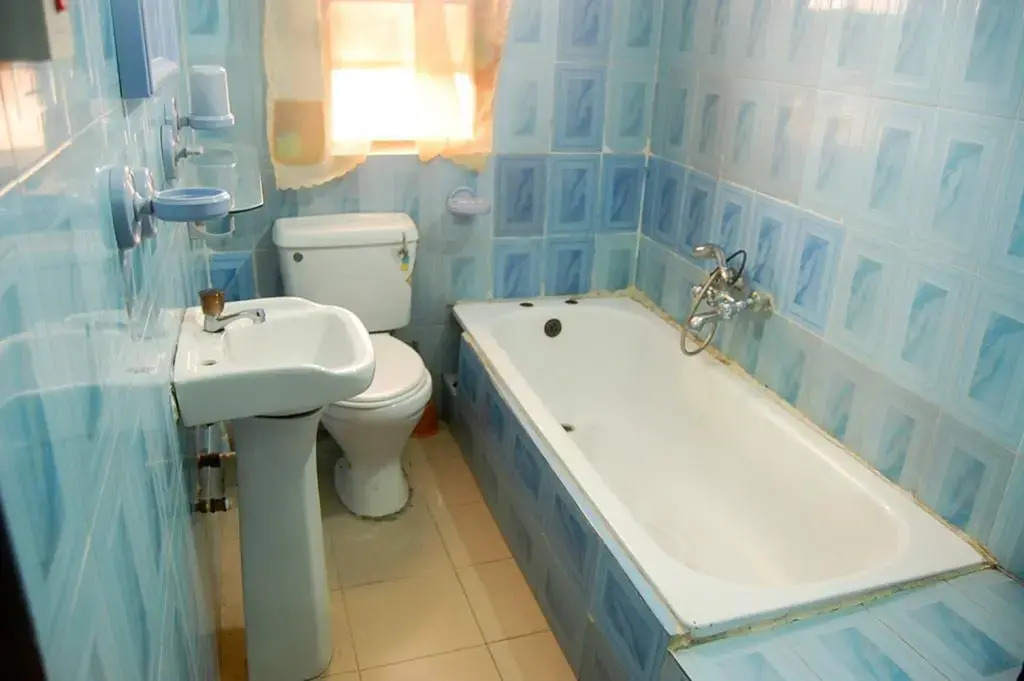 Eagleston Plaza Hotel