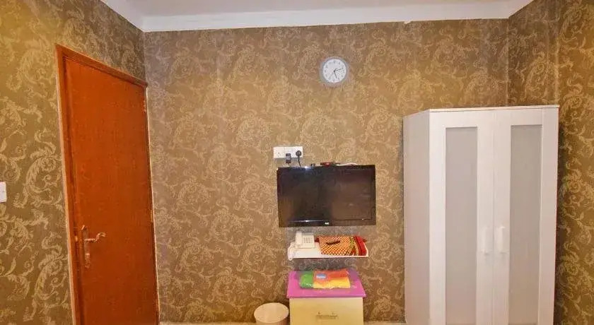 Leader Apartments