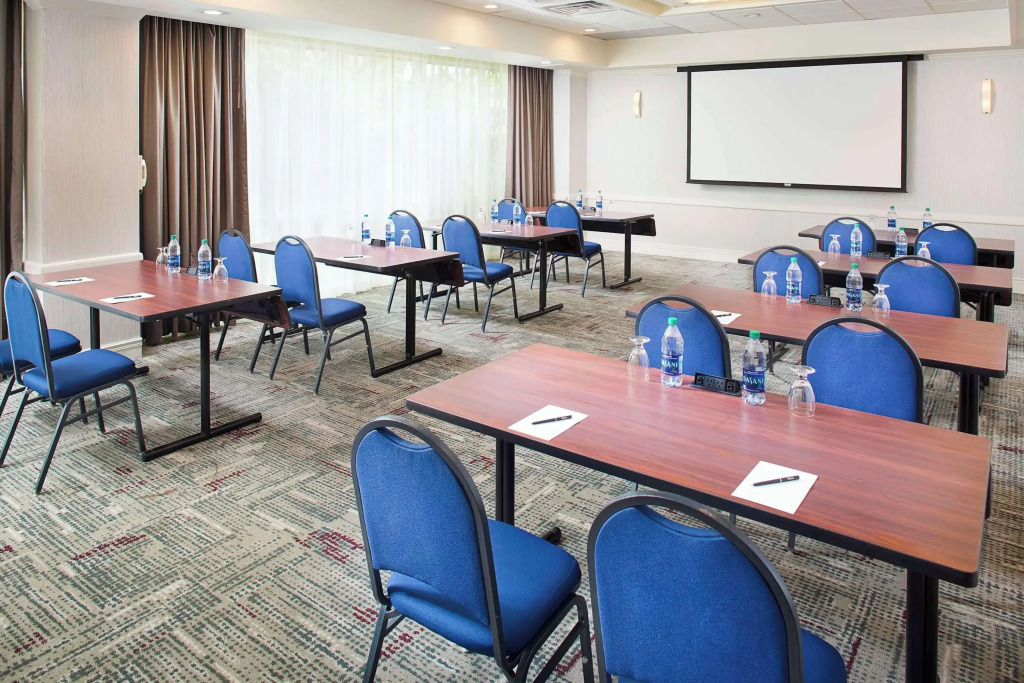 Home2 Suites By Hilton Atlanta Perimeter Center