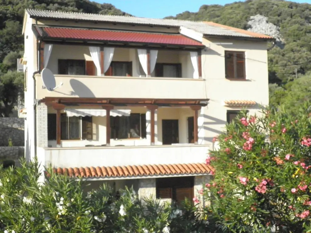 Apartments Vesna Sup.draga