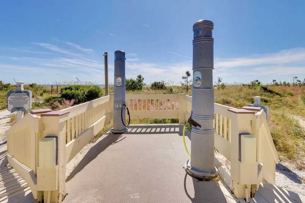 Oceanfront Condo! Breakers 210 w/ Sunrise Views