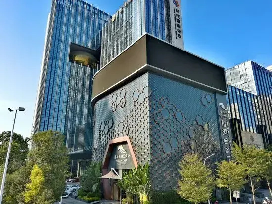 The Horizon Hotel