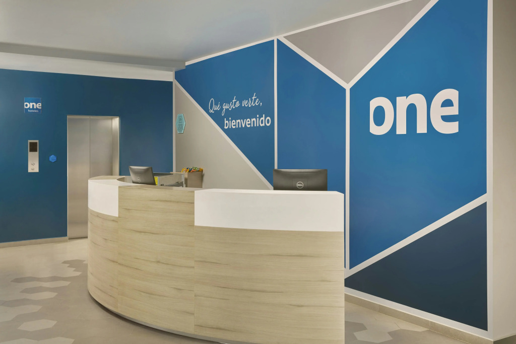One Acapulco Diamante