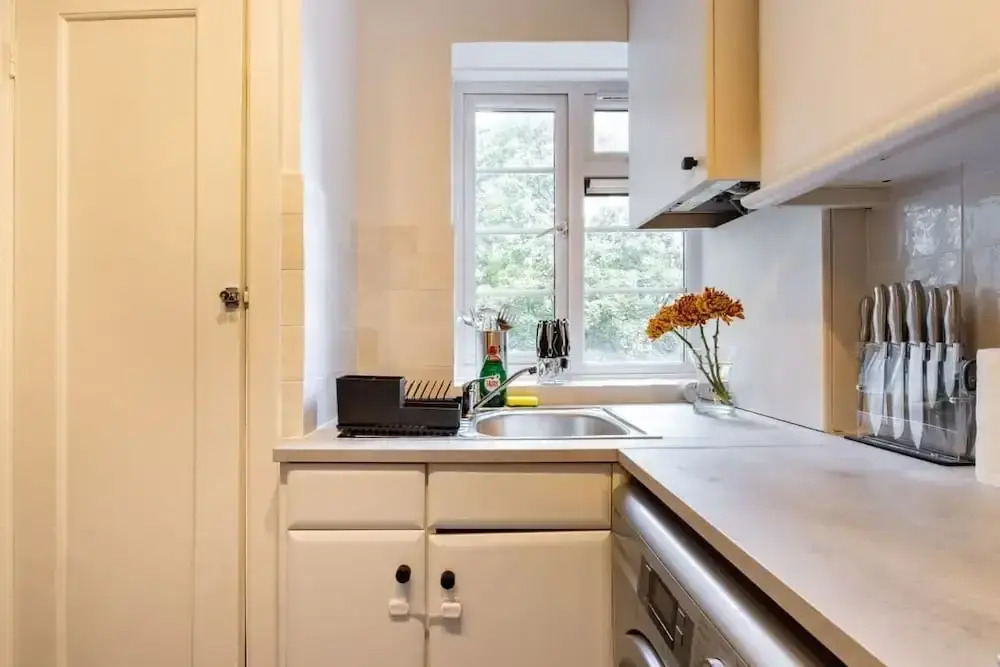 The Ealing Secret - Adorable 1bdr Flat With Balcony