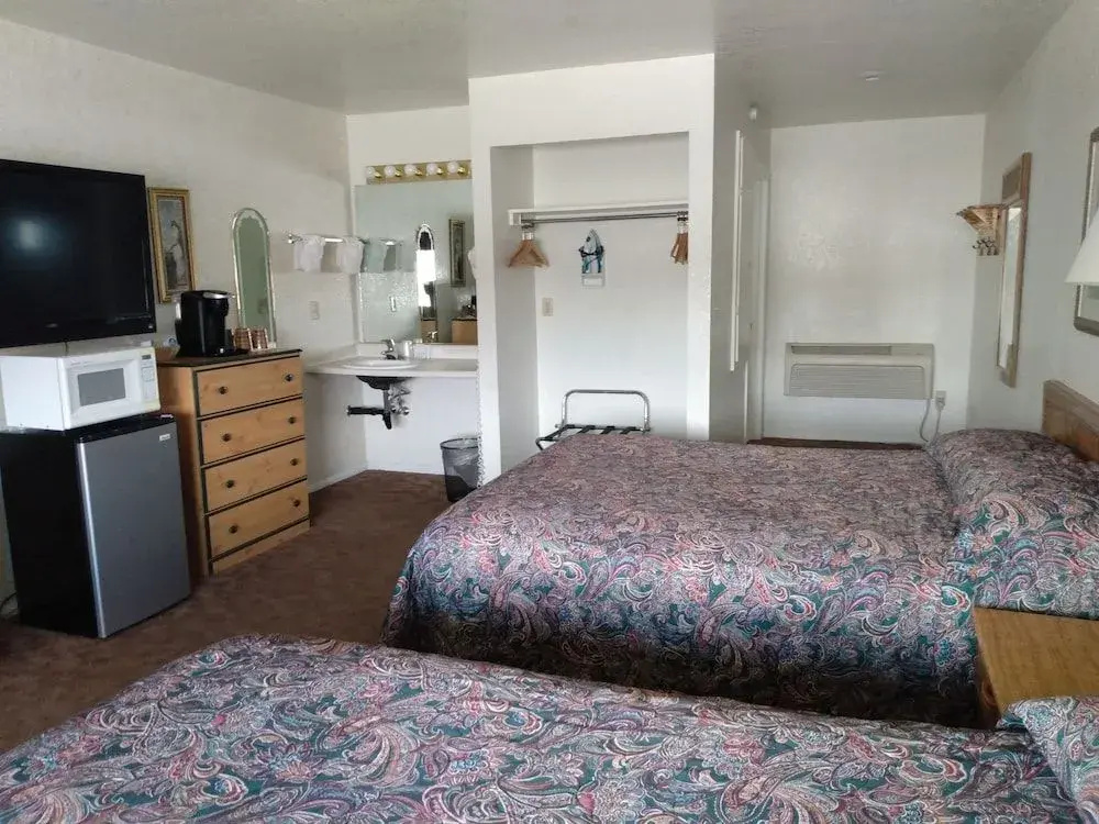 Rim Rock Motel