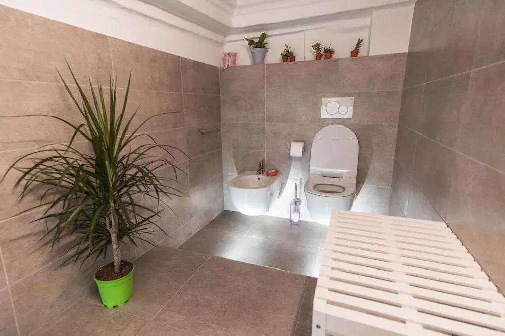 San Cosmo Suite