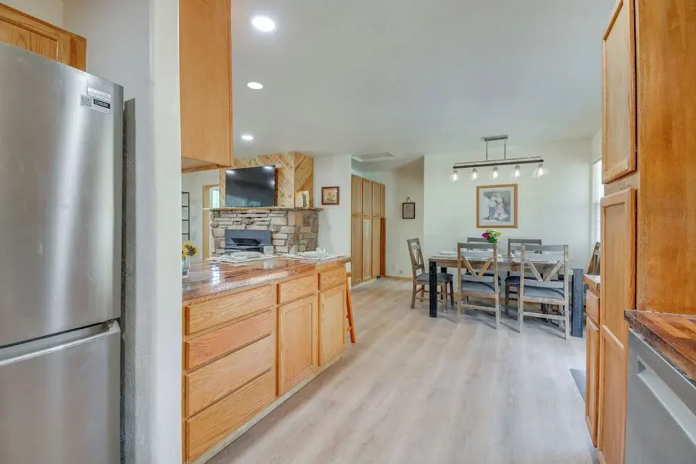 Dog Friendly! Peaceful Wooded Retreat in Prescott