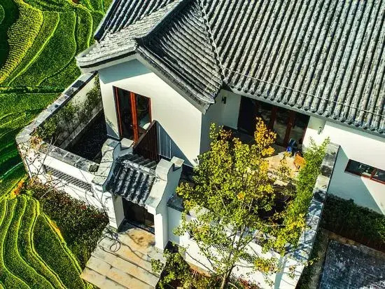 Yunshang Time Hot Spring Holiday Homestay (Tengchong Mayugu Branch)