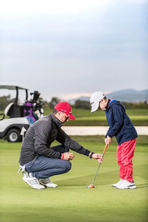 Theodora Golf Club