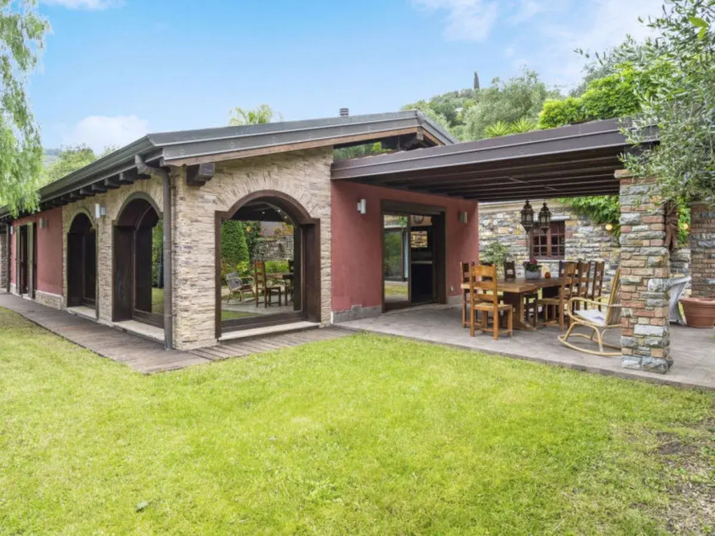 Villa Villa Monterosso - IMP420 by Interhome