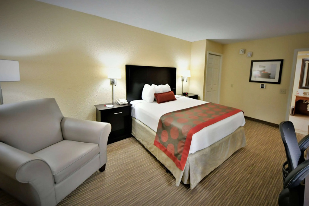Ramada by Wyndham Jacksonville Hotel & Conference Center