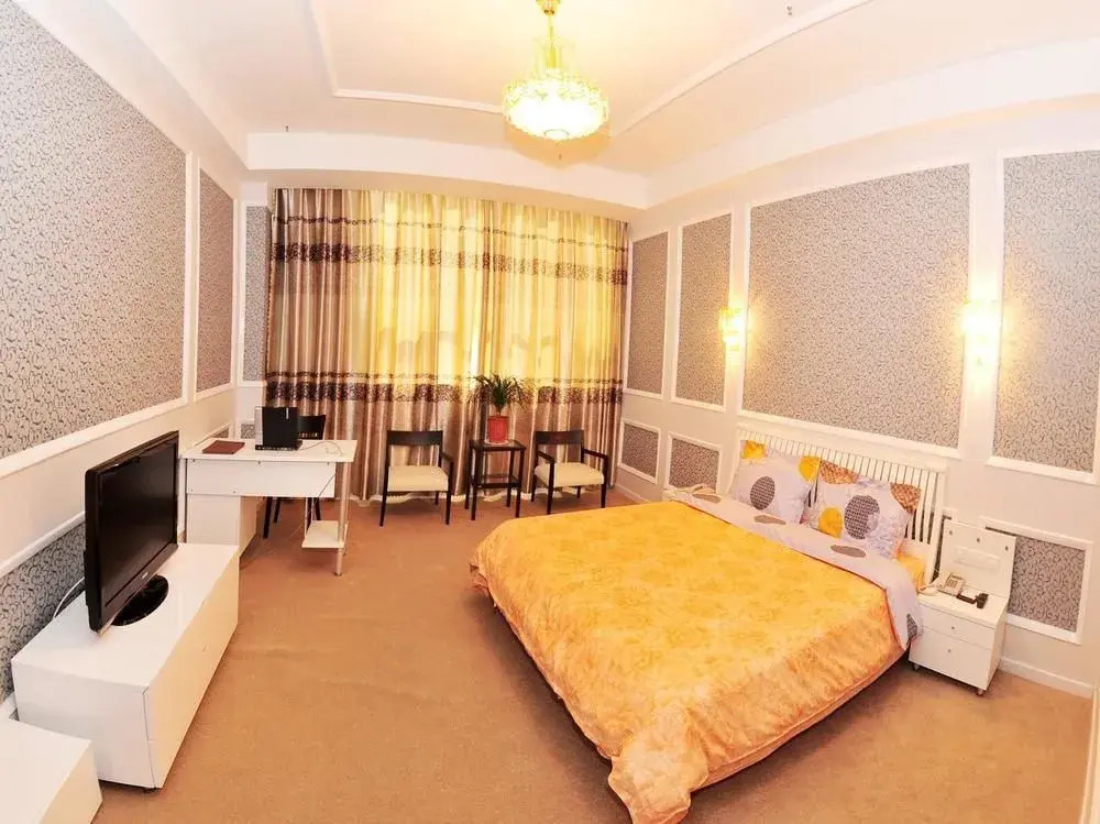 Zhucheng Long Yun Holiday Inn