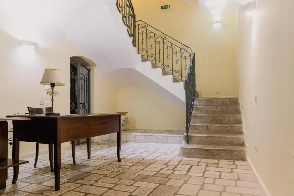 Appartamenti In Residence Sentieri Nella Roccia