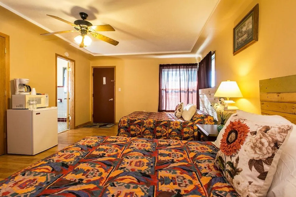 The Wisconsin Wood Inn