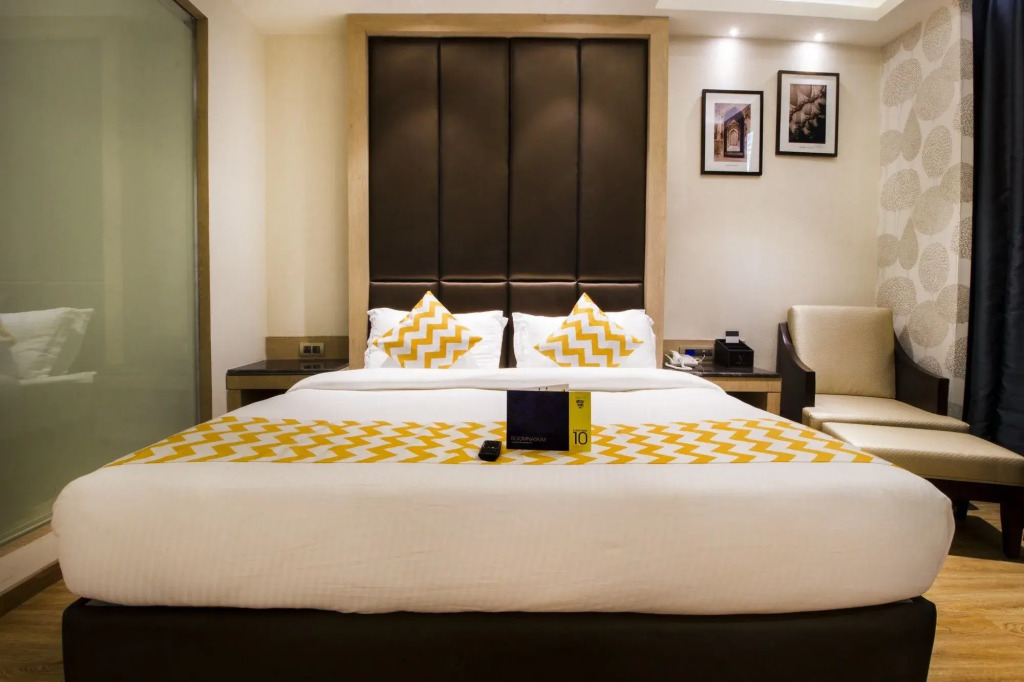 FabHotel V Hotel Hazratganj