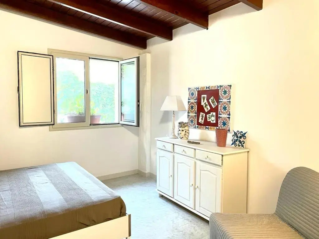 Casa Alice a 100 mt dal mare, free wi-fi