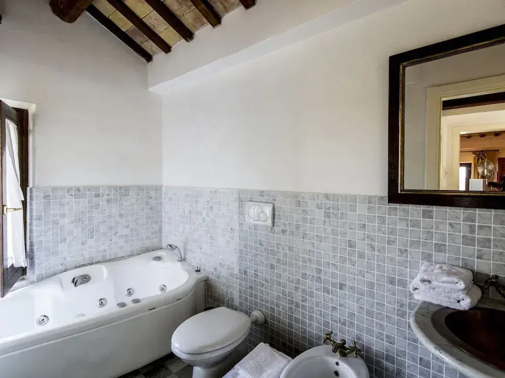 Enticing Apartment in Ascoli Piceno With Swimming Pool