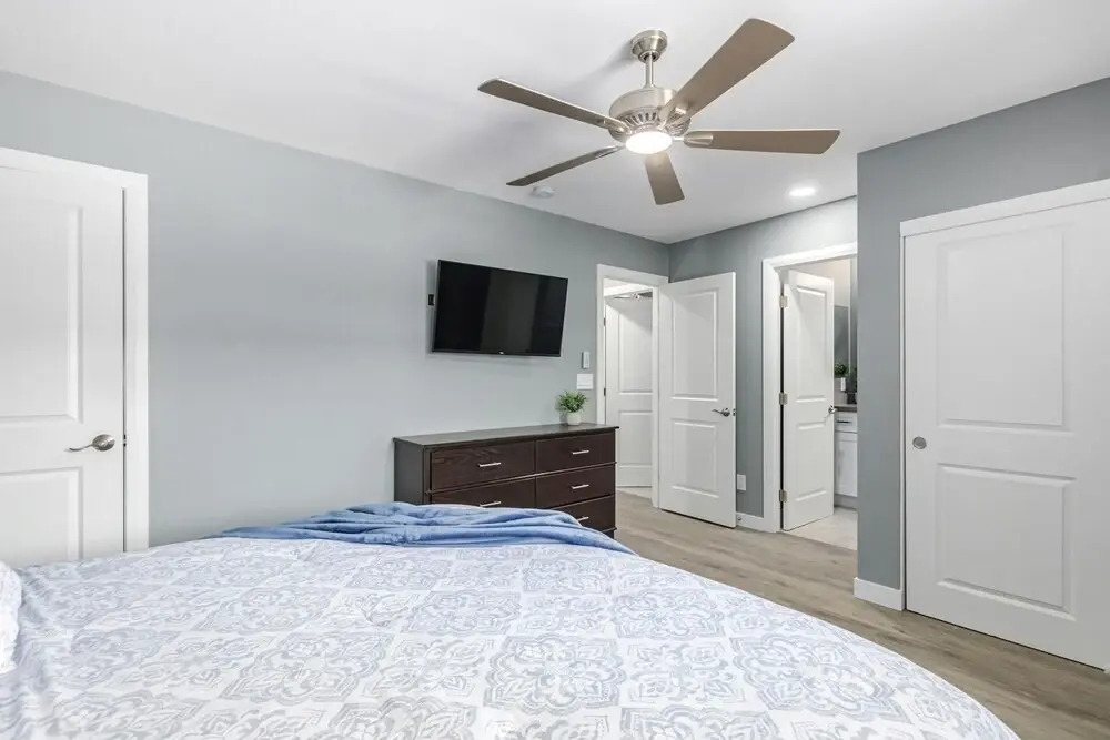 Belleview Phoenix 3 Bedroom Townhouse by RedAwning