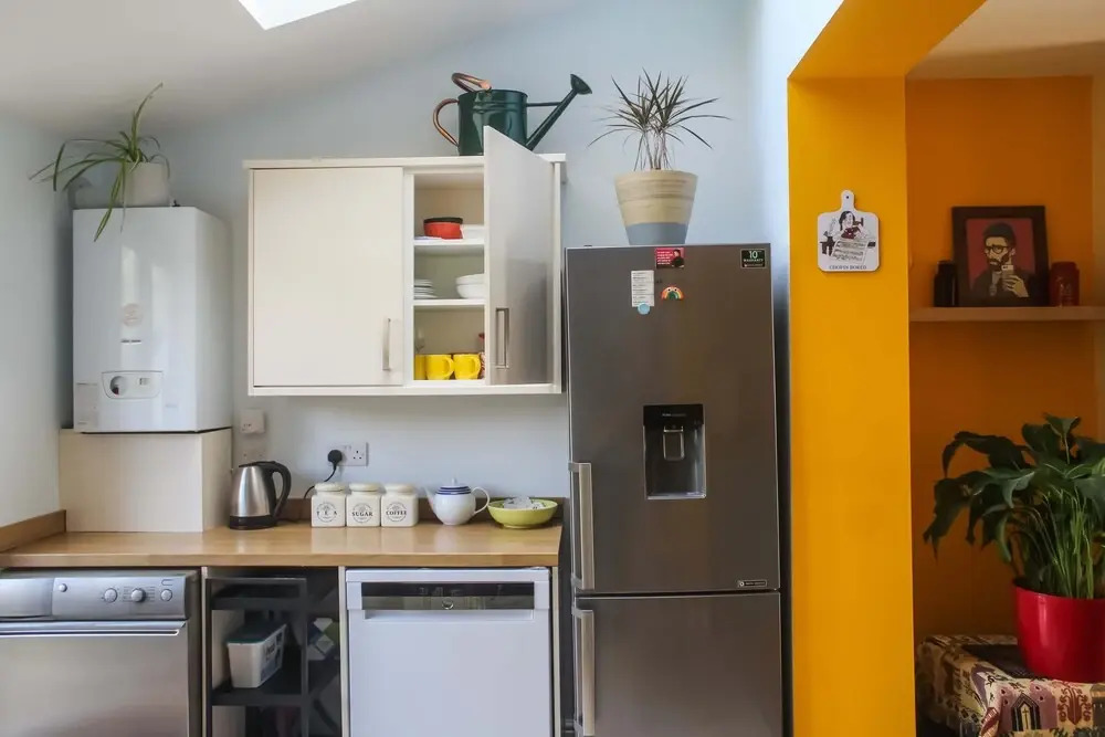 Cheerful 2 Bedroom Family Home With Private Garden