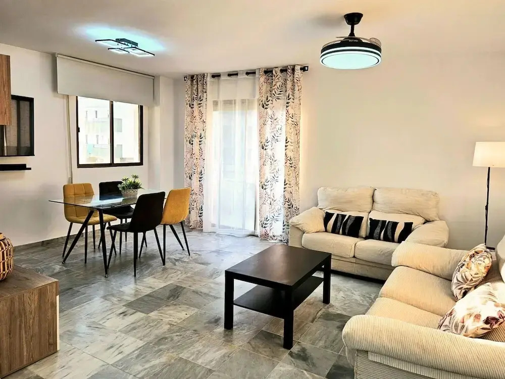 Apartment in Roquetas Near Playa Serena Beach