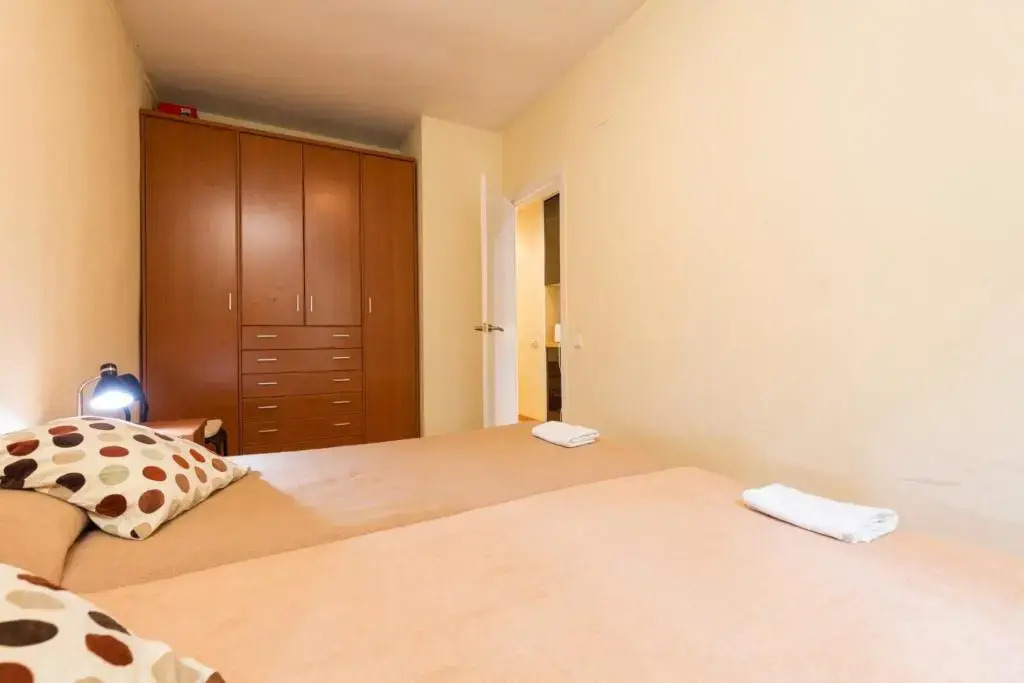 ApartEasy - Sant Antoni Market