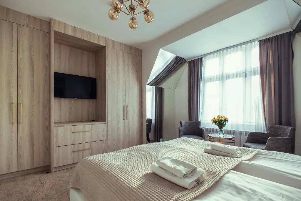 Hotel - Pokoje i Apartamenty Heban