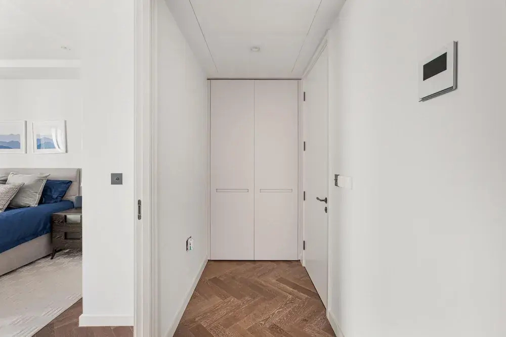 Battersea Power Station Flat With River Views