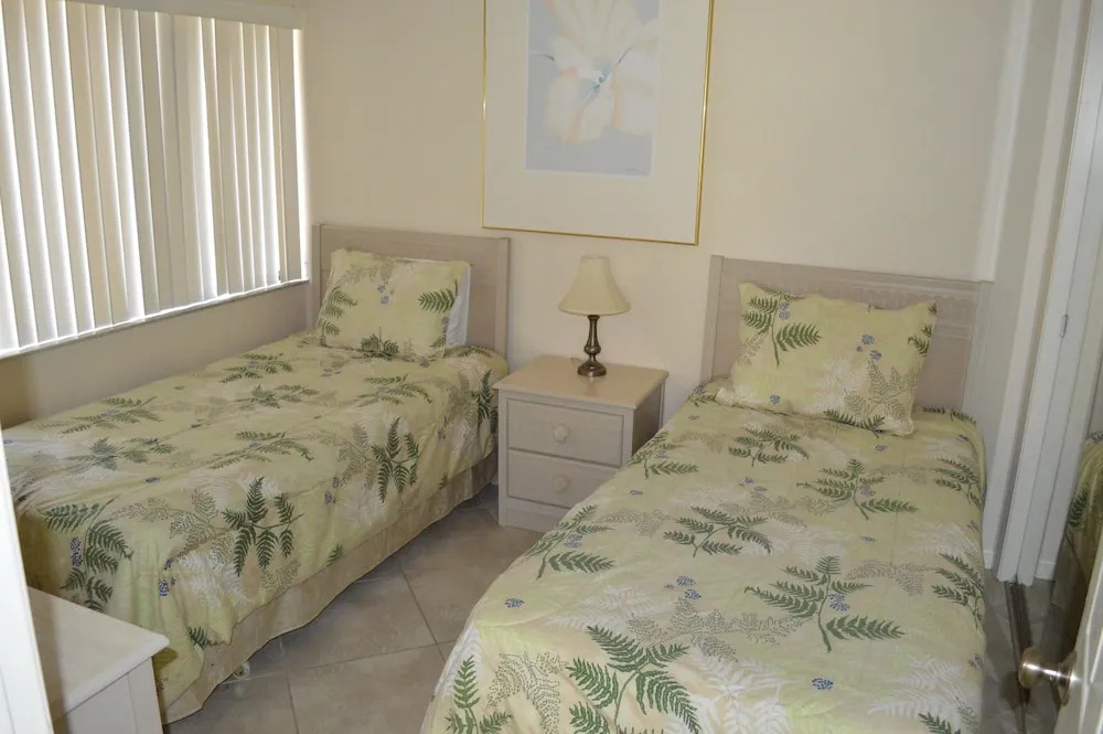 Cove II 513F 2 Bedroom Condo By Midnight Cove II