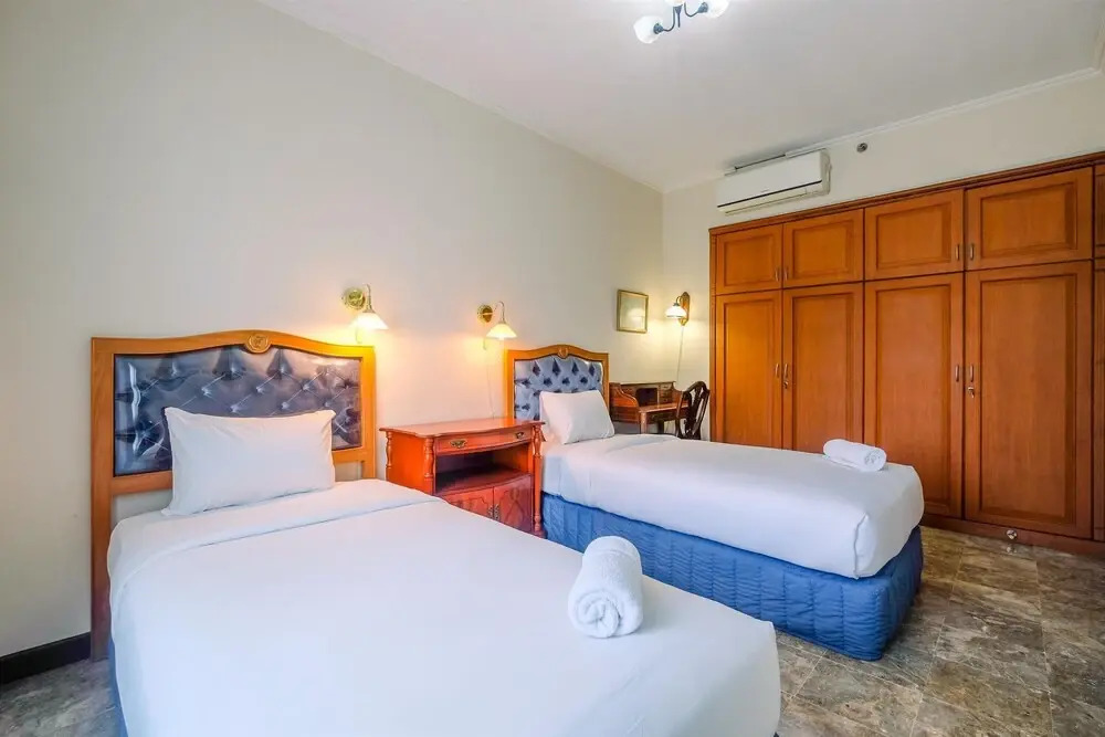 Elegant and Homey 2BR with Working Room Prapanca Apartment