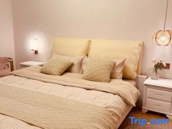 Yijian Homestay (Taoxichuan Creative Plaza)