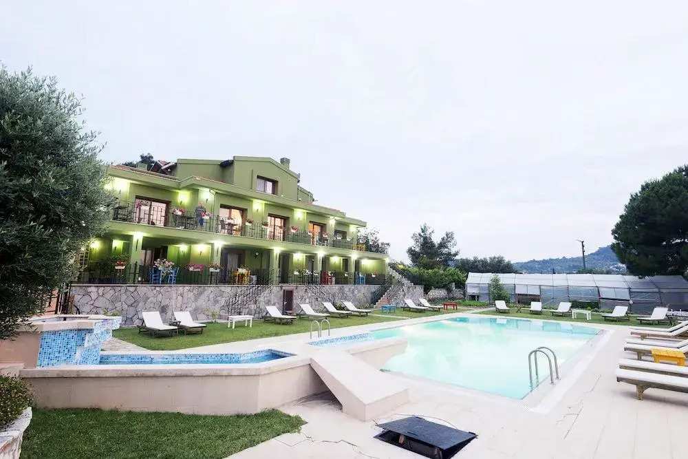 Belizi Hotel