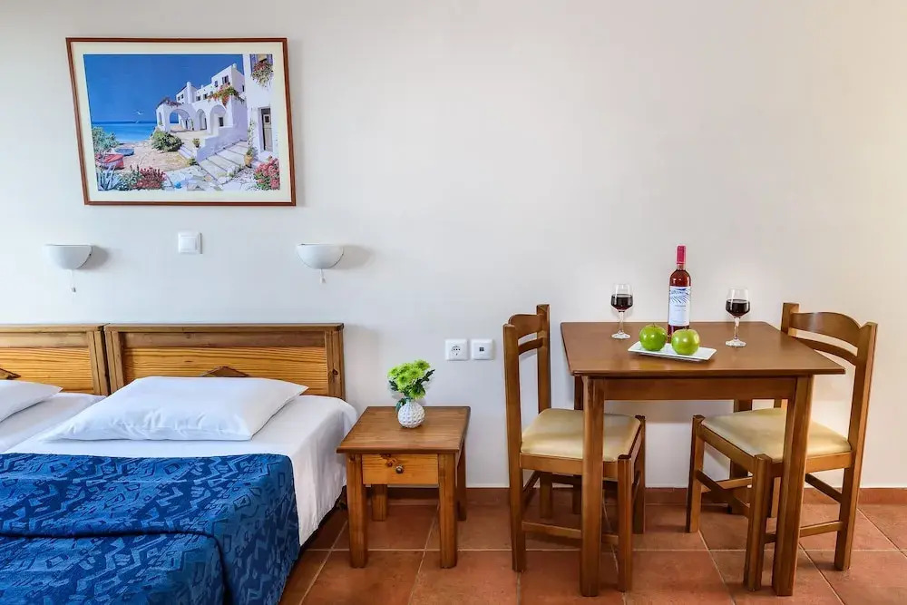 Panos Beach Hotel