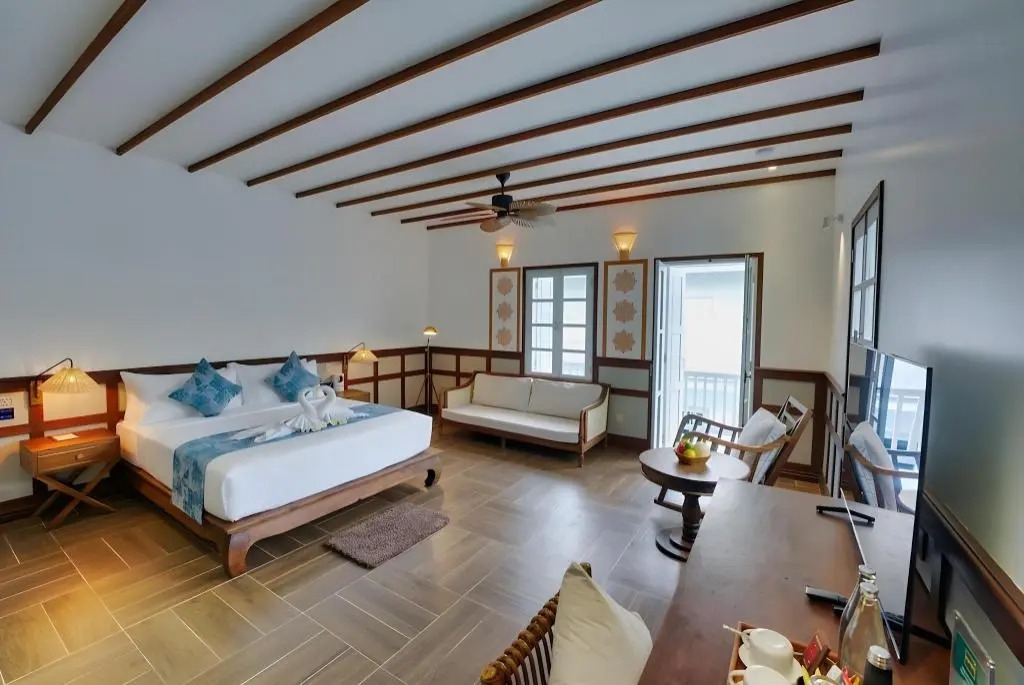 Ban Lao Hotel