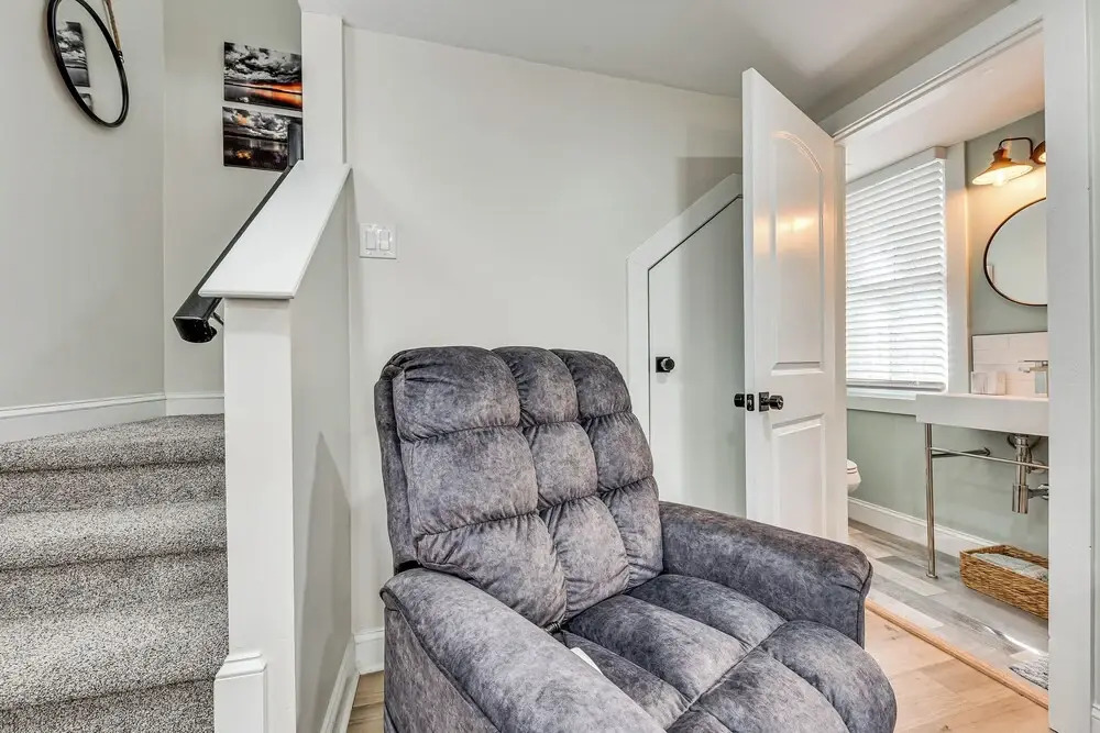 Cozy Jacksonville Cottage, Walkable Location!