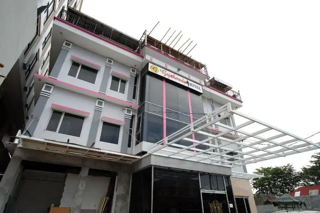 OYO 487 Gajah Mada Hotel