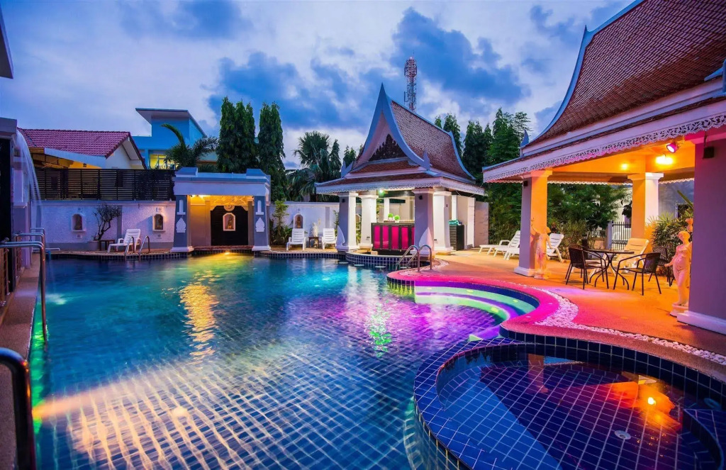 Sunny Resort