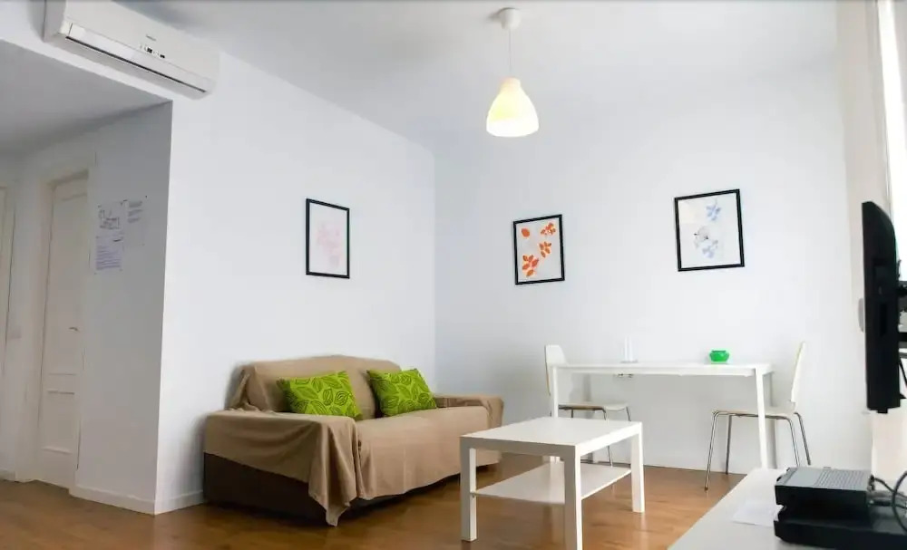 Apartamentos Casa Yoli Maro