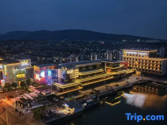 Vienna Hotel(Suzhou Changshu City Center Zhaoshang West Road Branch))