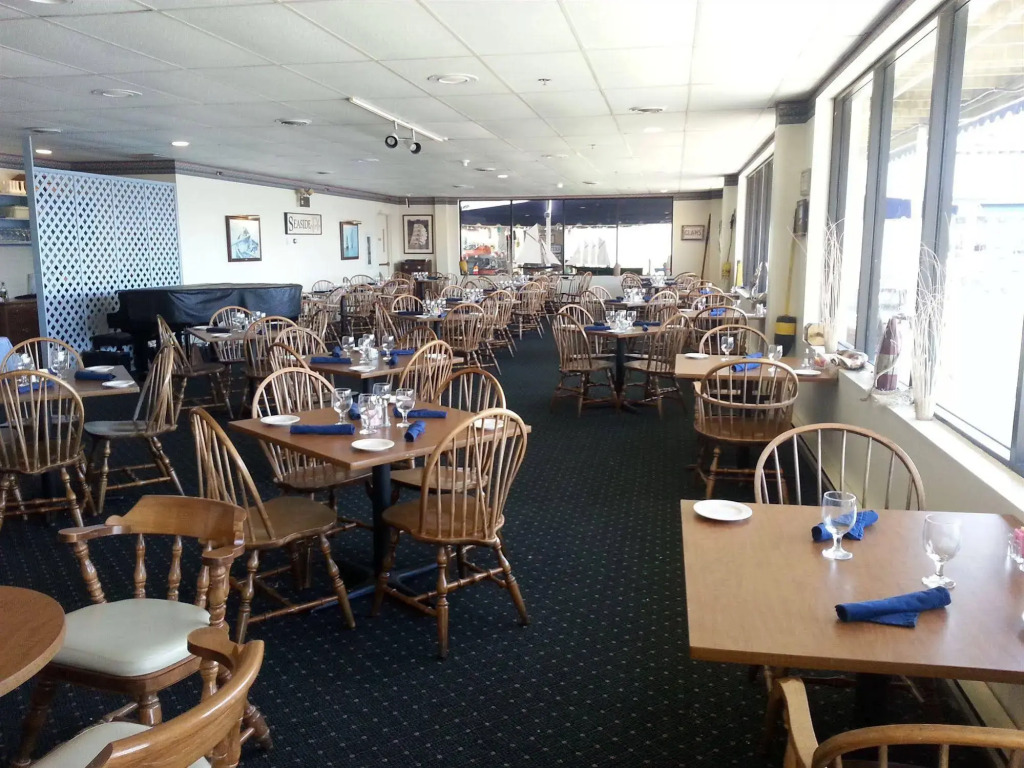 Boothbay Harbor Inn